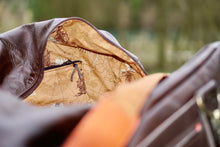 Load image into Gallery viewer, Leather Holdall - large