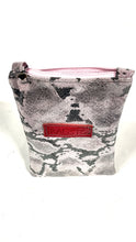 Load image into Gallery viewer, Pink & Silver Leather Essentials Pouch