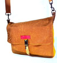 Load image into Gallery viewer, Brown Waxed Cotton Landscape expandable shoulder bag