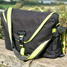 Load image into Gallery viewer, Canvas Messenger Bag