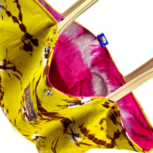 Load image into Gallery viewer, Suede Tote Bag