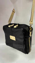 Load image into Gallery viewer, Medium leather shoulder bag