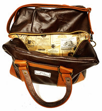 Load image into Gallery viewer, Leather Holdall - small