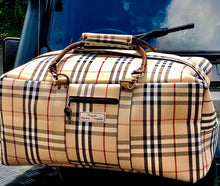 Load image into Gallery viewer, Leather Holdall - large