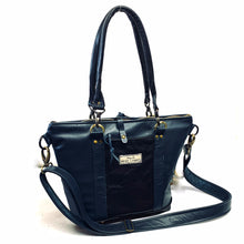 Load image into Gallery viewer, Large leather shoulder bag