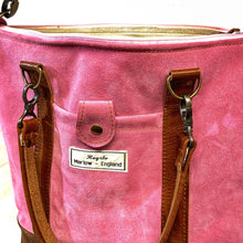 Load image into Gallery viewer, Large leather shoulder bag