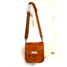 Load image into Gallery viewer, Unlined Leather Small shoulder bag
