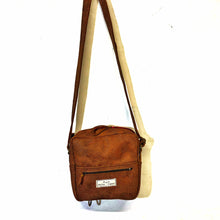 Load image into Gallery viewer, Special Antelope leather Shoulder bag