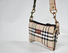 Load image into Gallery viewer, Burberry fabric Shoulder Bag No4 of 4
