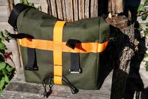 Cycling Handlebar Bag in Green