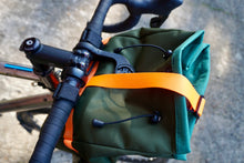 Load image into Gallery viewer, Cycling Handlebar Bag in Green
